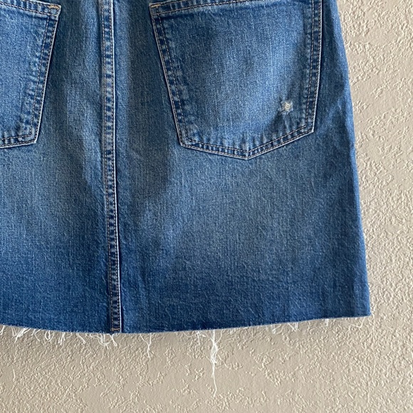 GAP Classic Blue Button-Up Denim Mini Skirt size 4 - Picture 8 of 9
